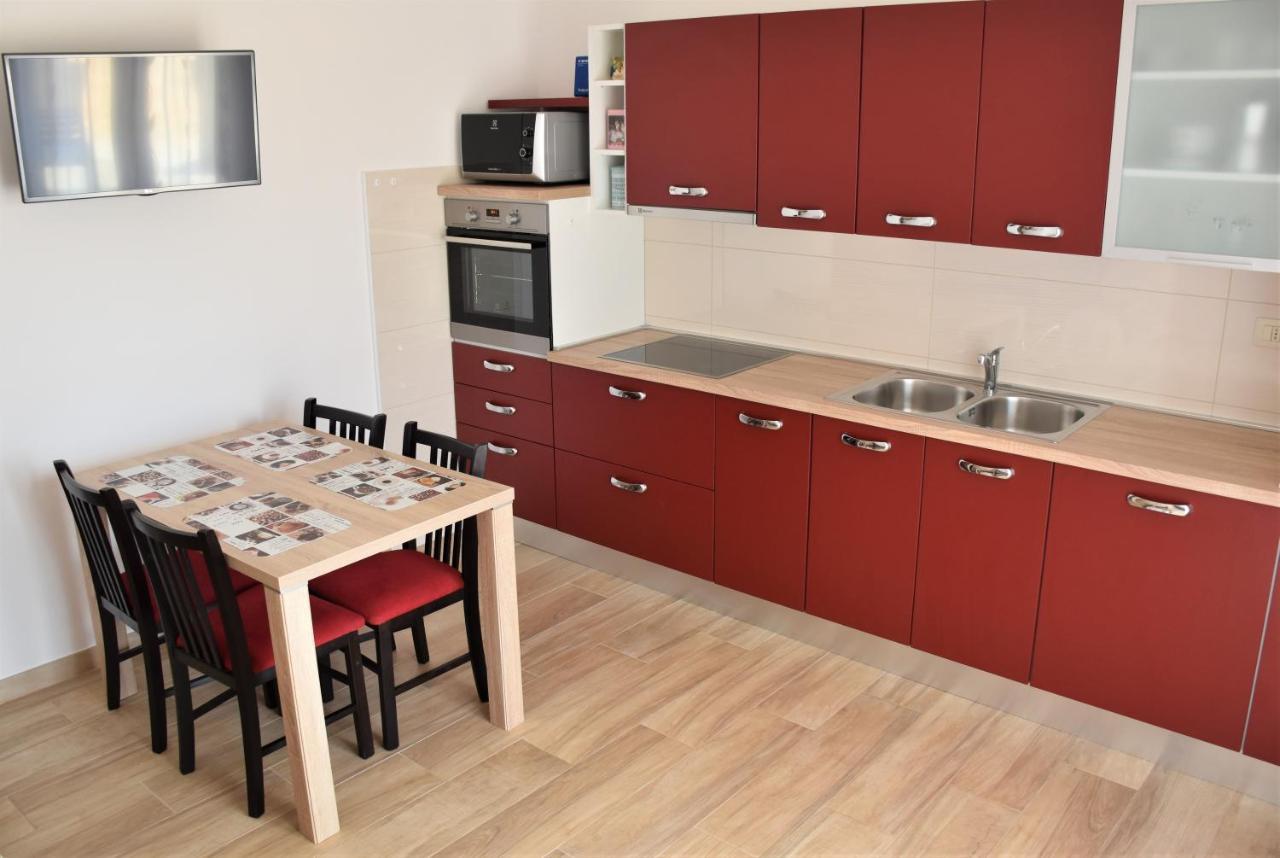 Apartmani Diana Новиград Екстериор снимка
